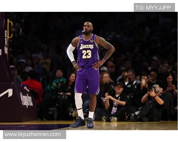 勒布朗詹姆斯:篮球之王的传奇旅程与辉煌成就探索 勒布朗詹姆斯:篮球之王的传奇旅程与辉煌成就探索